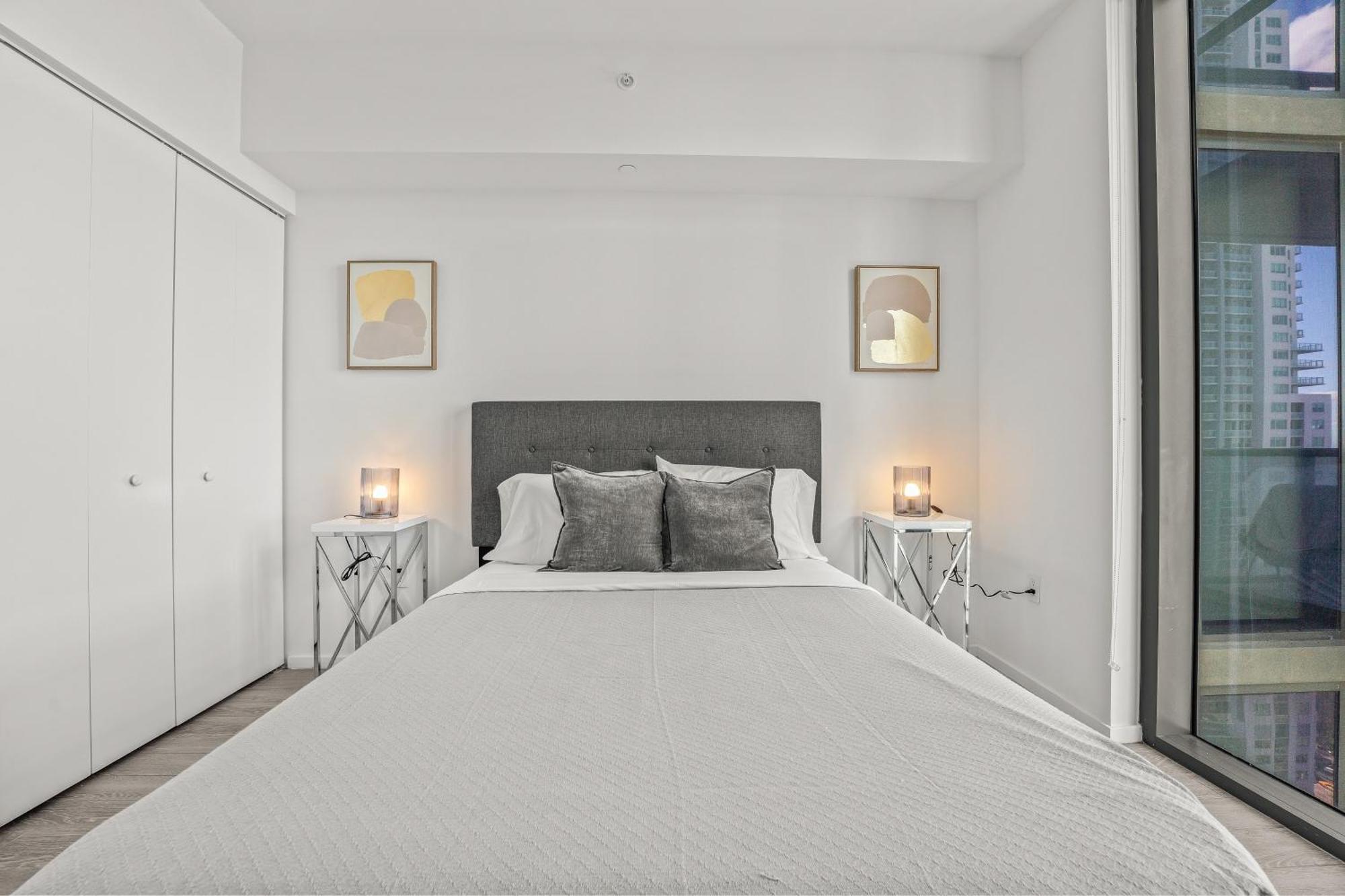 Tr Miami 2 Bedroom, 1 Bedroom, And Studio Condos With Balconies 외부 사진