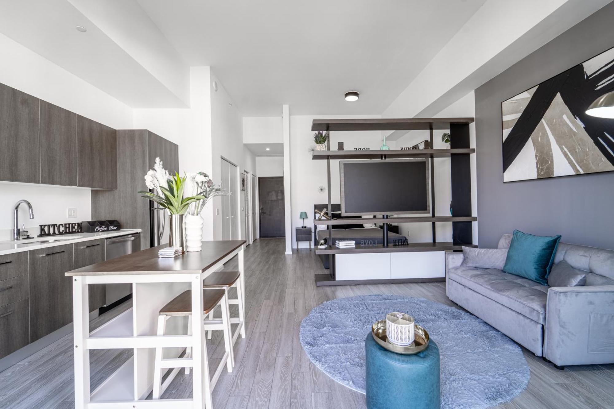 Tr Miami 2 Bedroom, 1 Bedroom, And Studio Condos With Balconies 외부 사진