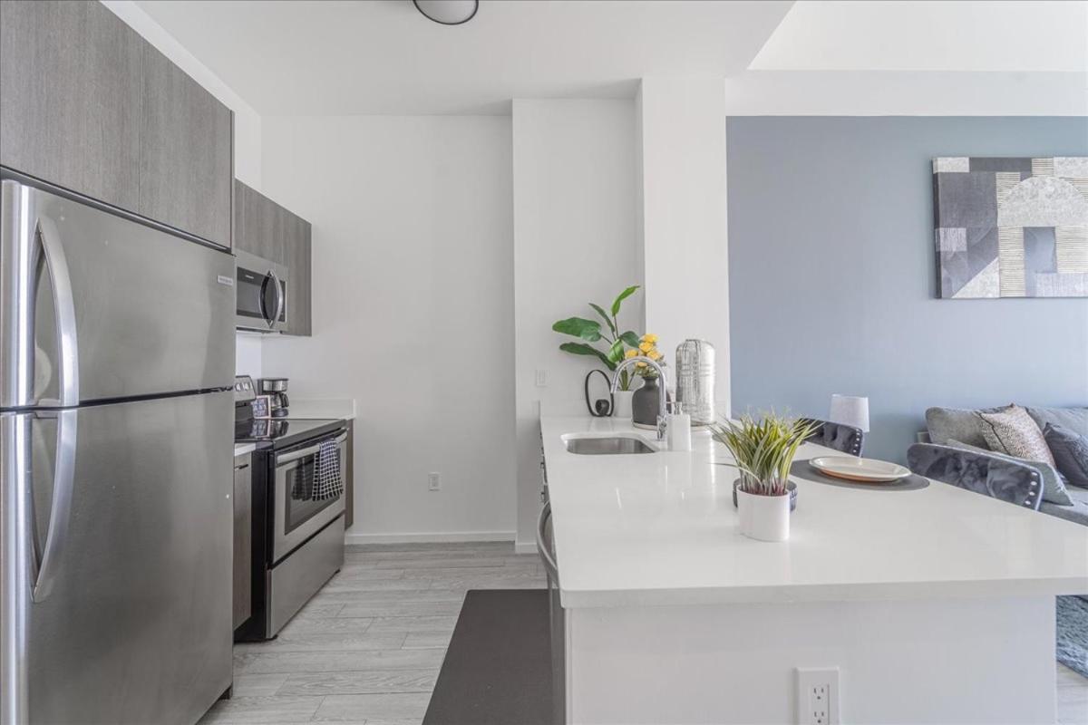 Tr Miami 2 Bedroom, 1 Bedroom, And Studio Condos With Balconies 외부 사진